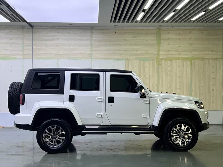 Фото 9 - BAIC Beijing BJ40