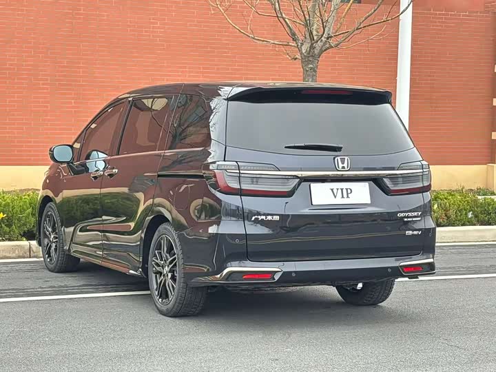 Photo 9 - Honda Odyssey