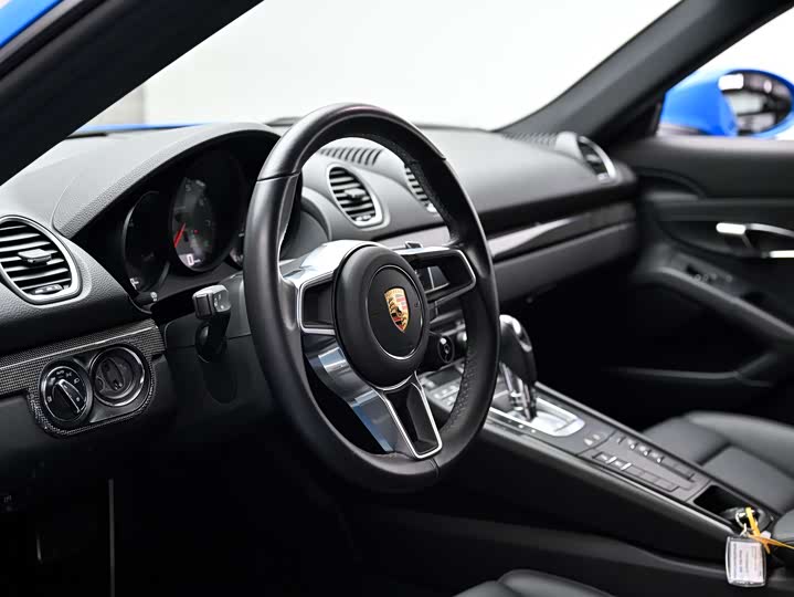 Фото 7 - Porsche 718