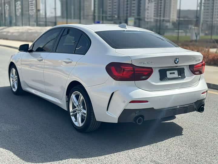 Фото 4 - BMW 1 Series