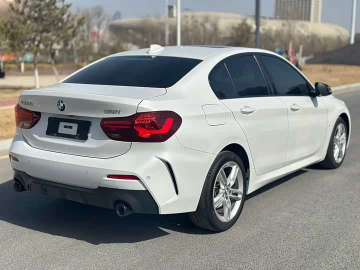 Фото 6 - BMW 1 Series