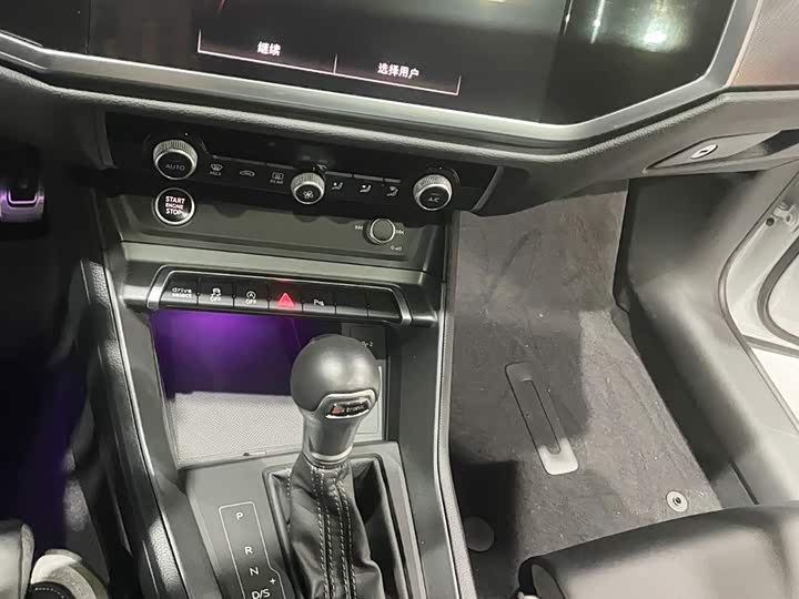 Фото 8 - Audi Q3 Sportback