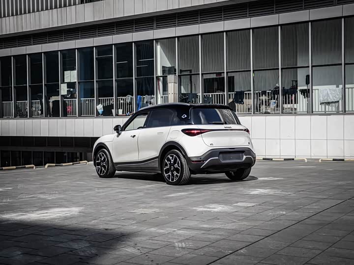 Фото 4 - Smart #1