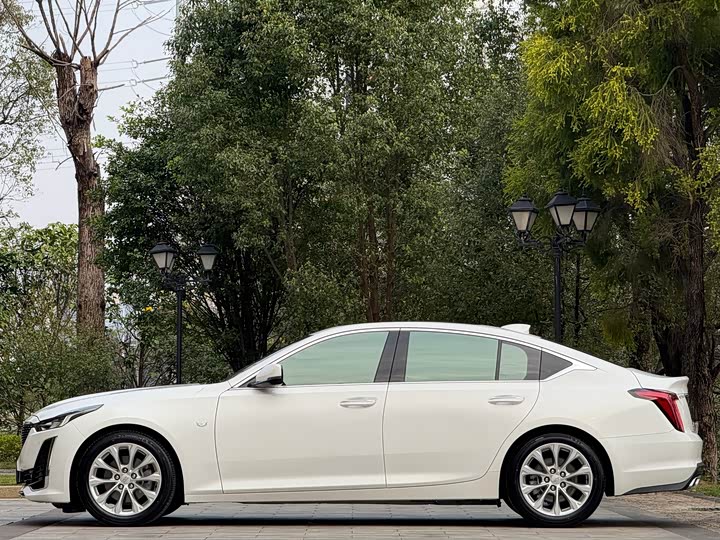 Photo 7 - Cadillac CT5