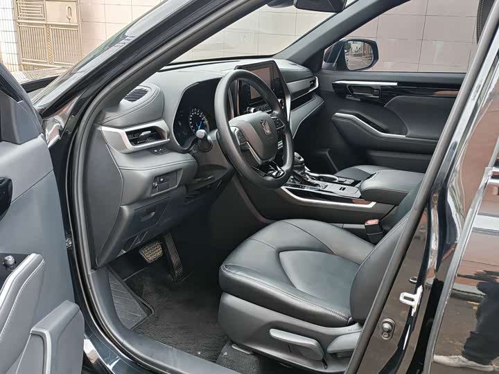 Фото 4 - Toyota Crown Kluger