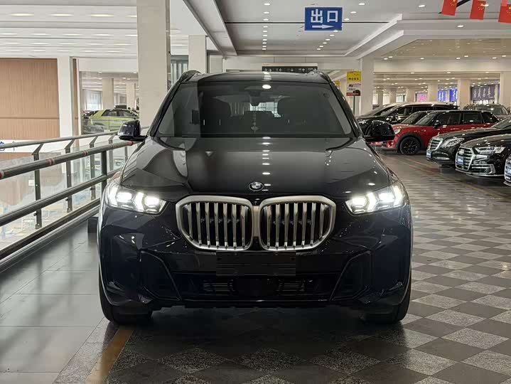 Фото 2 - BMW X5