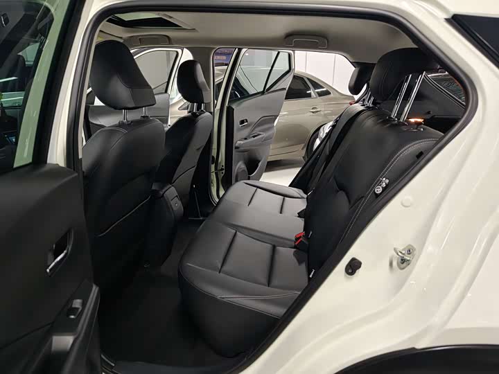 Фото 6 - Nissan Kicks