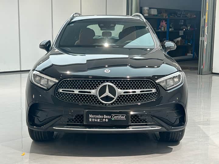 Photo 2 - Mercedes-Benz GLC-Class Hybrid