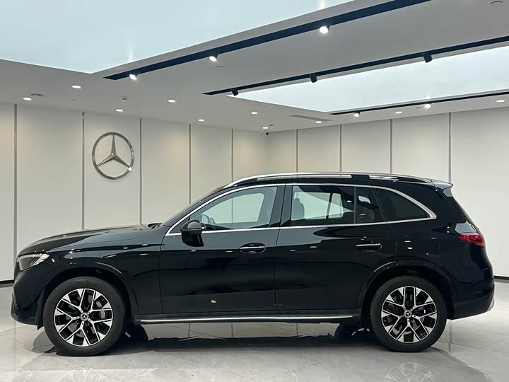 Photo 4 - Mercedes-Benz GLC-Class Hybrid