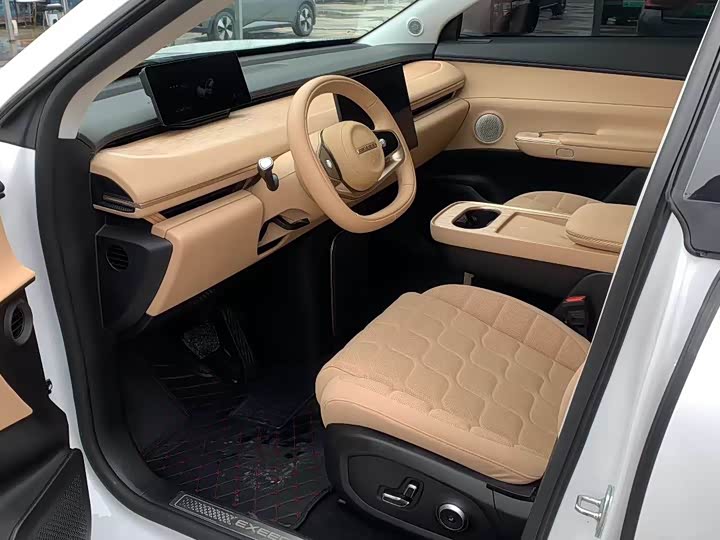 Фото 4 - Exeed Sterra ET