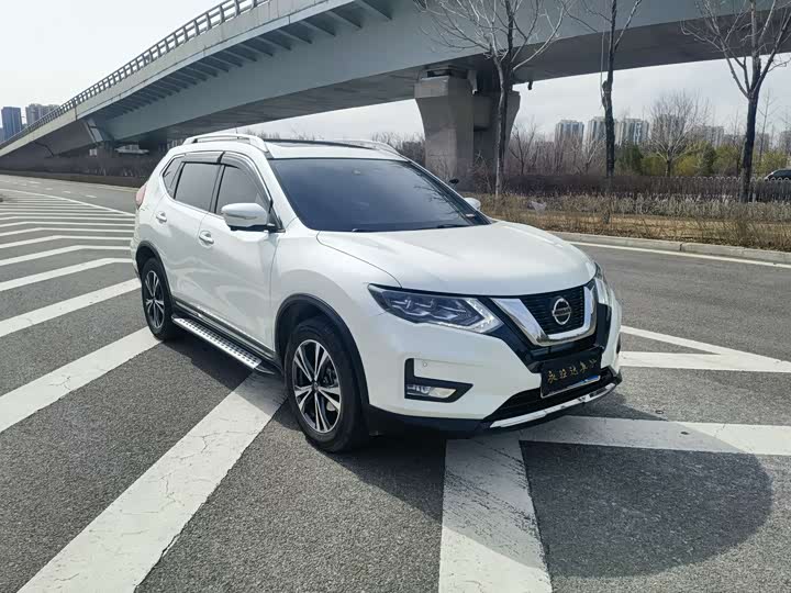 Фото 3 - Nissan X-Trail