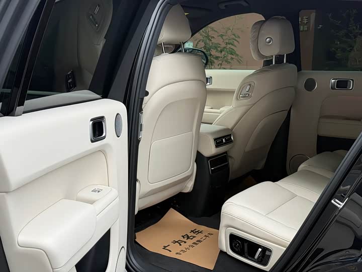 Фото 9 - LiXiang L7