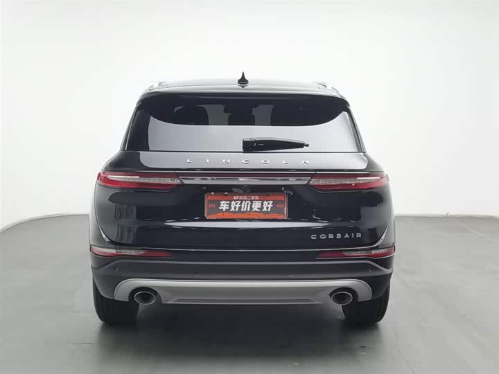 Фото 4 - Lincoln Corsair