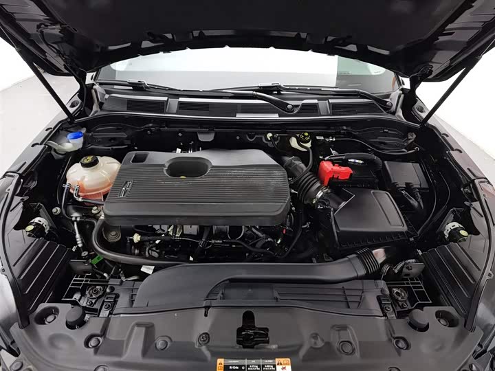 Фото 6 - Lincoln Corsair