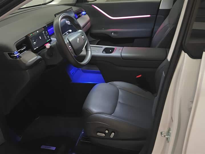 Фото 9 - XPeng G6