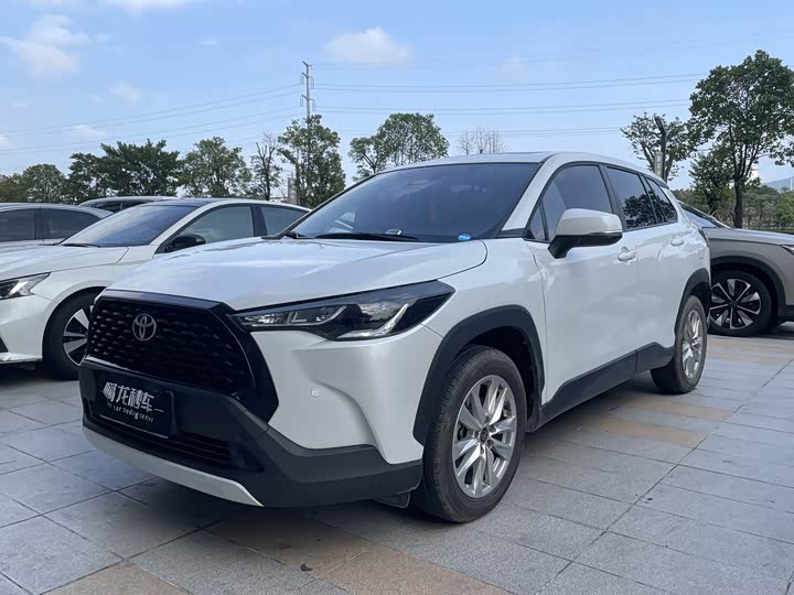 Фото 1 - Toyota Corolla Cross