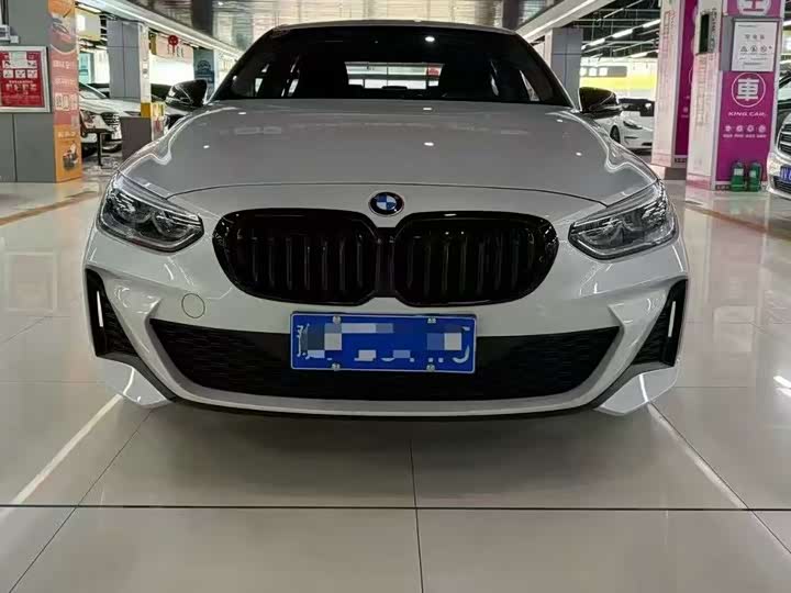 Фото 1 - BMW 1 Series