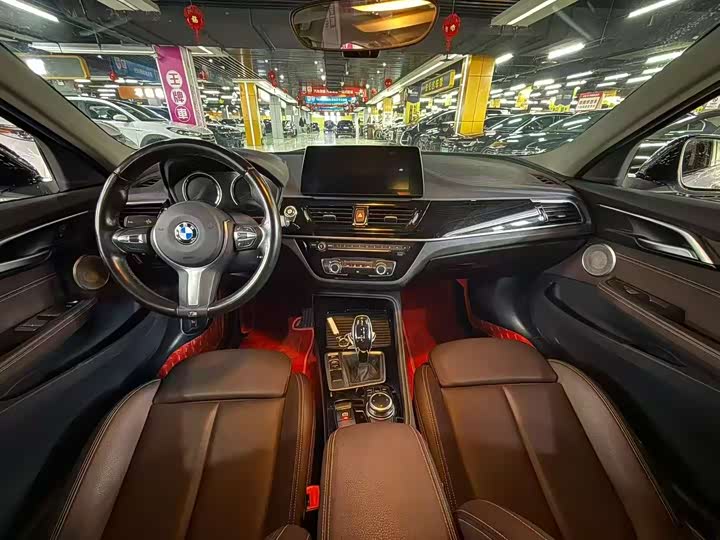 Фото 5 - BMW 1 Series