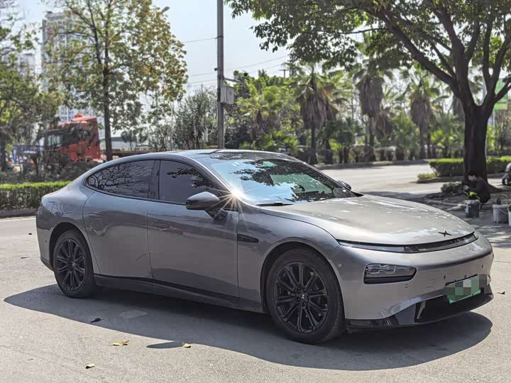 Фото 3 - XPeng P7