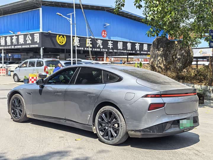 Фото 6 - XPeng P7