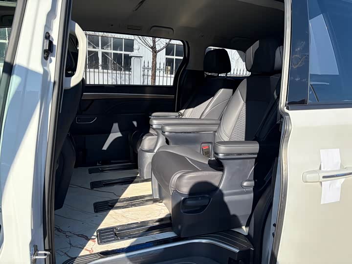 Фото 7 - GAC Trumpchi M8