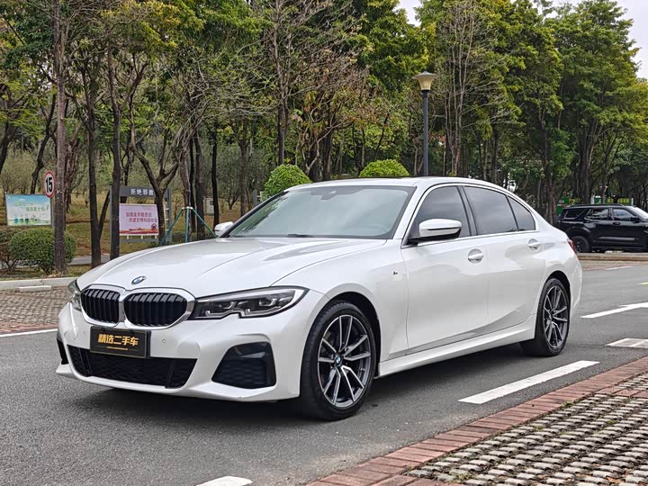 Фото 1 - BMW 3 Series