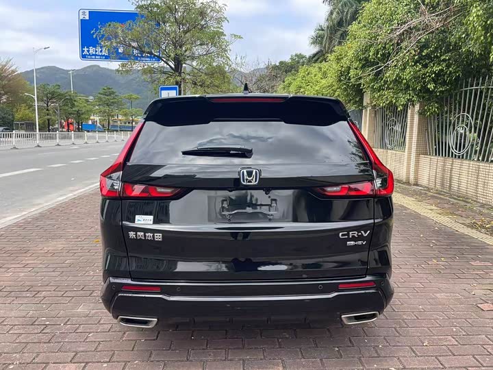 Фото 4 - Honda CR-V