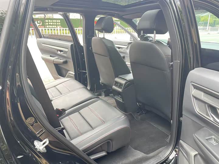 Фото 8 - Honda CR-V