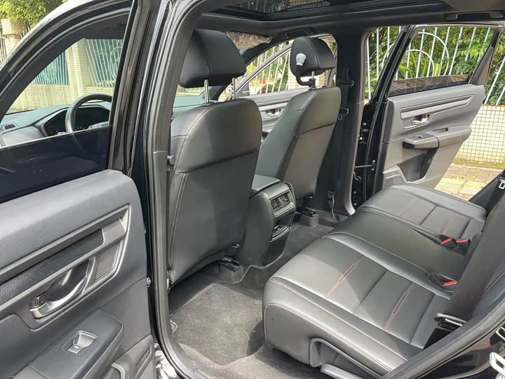 Фото 9 - Honda CR-V