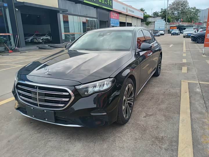 Фото 1 - Mercedes-Benz E-Class Hybrid