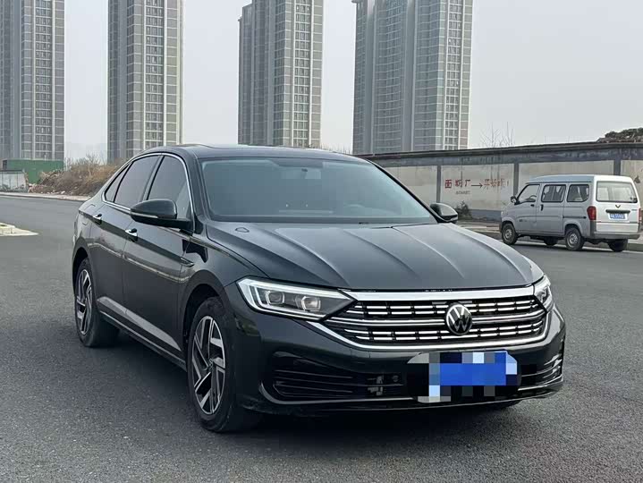 Photo 3 - Volkswagen Sagitar L