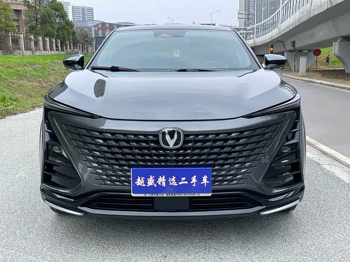 Фото 2 - Changan UNI-T