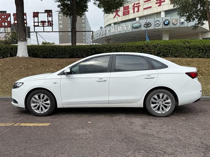 Photo 3 - Buick Excelle GT