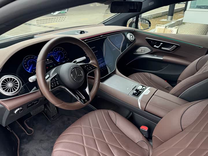 Фото 6 - Mercedes-Benz EQS