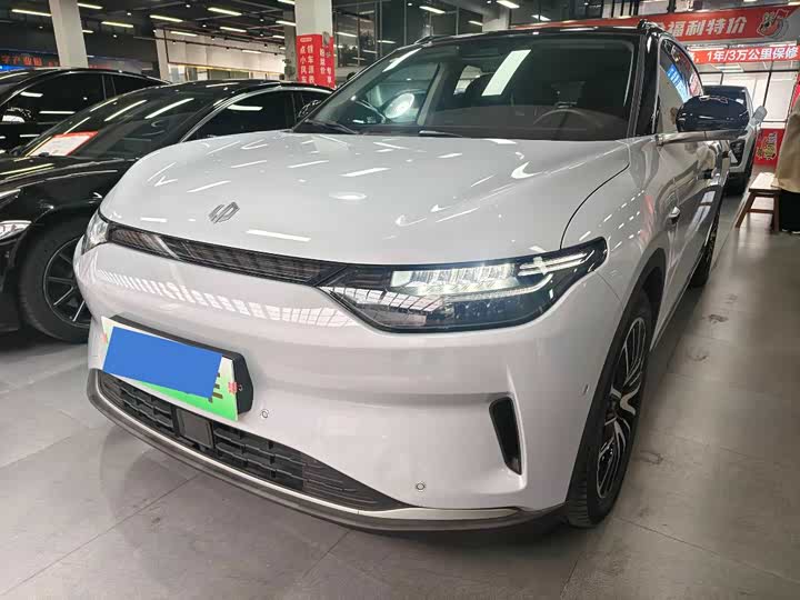 Фото 1 - Leapmotor C11