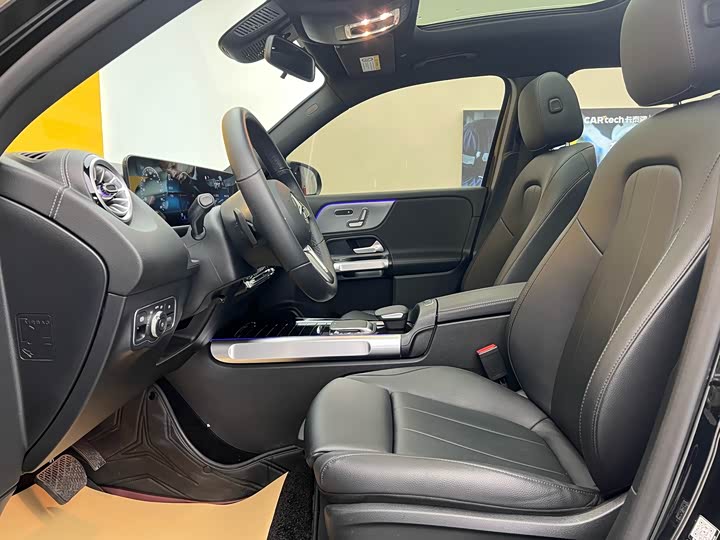 Фото 3 - Mercedes-Benz EQB