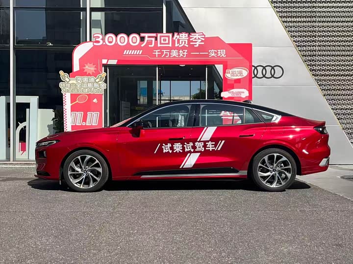 Фото 4 - Ford Mondeo