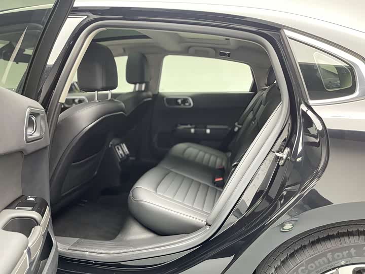 Фото 5 - Citroen C6