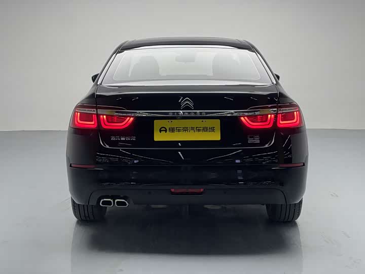 Фото 8 - Citroen C6