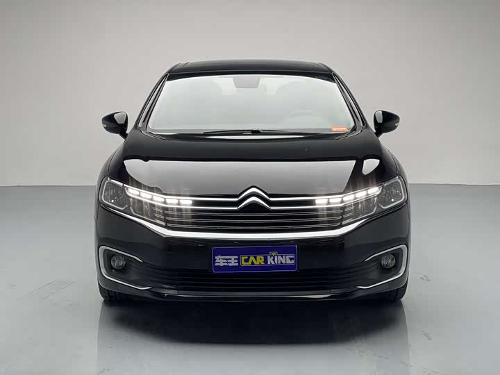 Фото 9 - Citroen C6