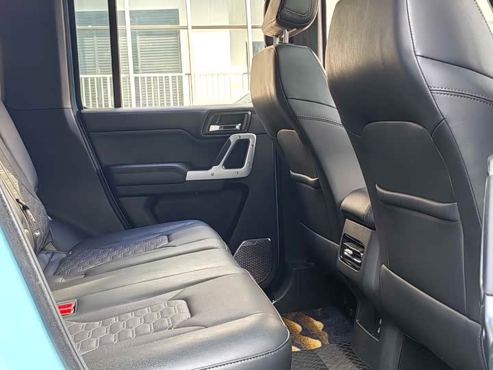 Фото 6 - BAW 212 T01