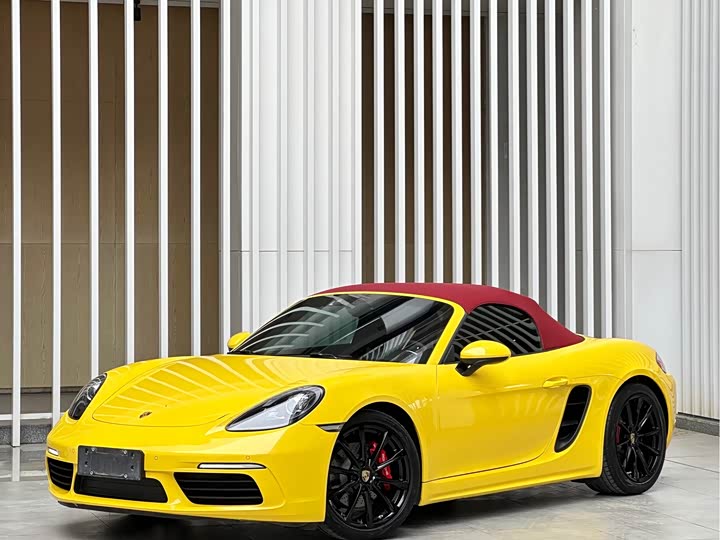 Photo 1 - Porsche 718