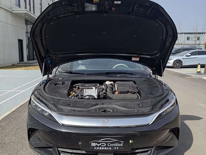 Фото 2 - BYD Han