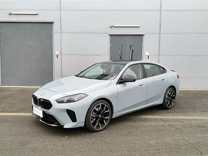 Фото 1 - BMW 2 Series