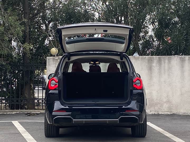 Фото 7 - BMW iX3