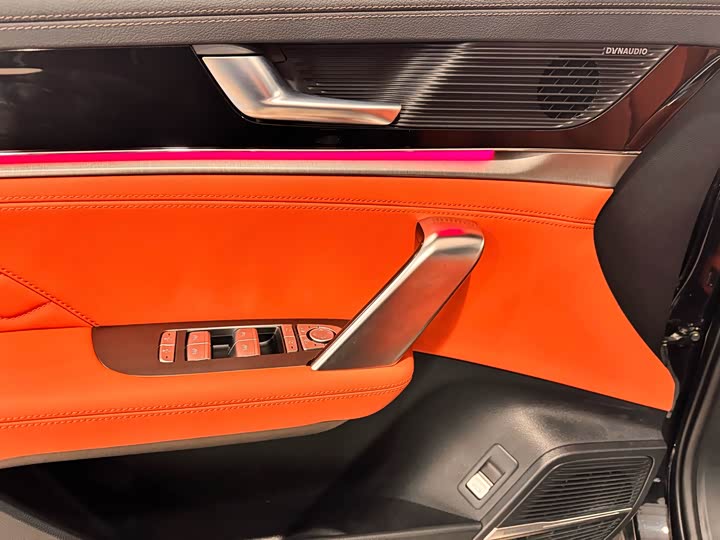 Фото 8 - BYD Tang Hybrid/EV