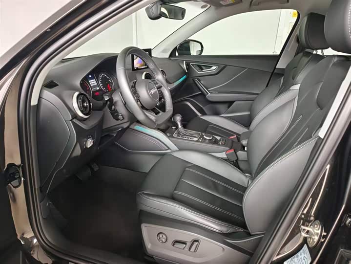 Фото 7 - Audi Q2L