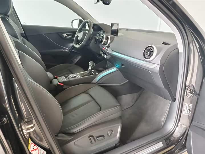 Фото 8 - Audi Q2L