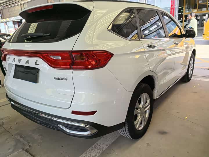 Фото 6 - Haval M6