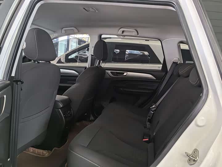 Фото 9 - Haval M6